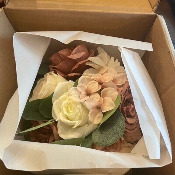 BENCENTRE 10" Dusty Rose and Cream Artificial Flowers Bridal Bouquet - Picture 7 of 10